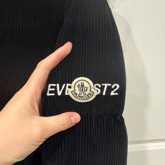 Moncler genius velvet / corduroy black down jacket  
MenLimited edition. - Picture 2 of 10